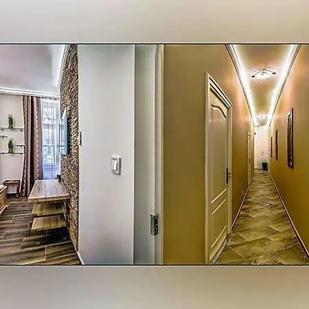 Platanus Hotel *
