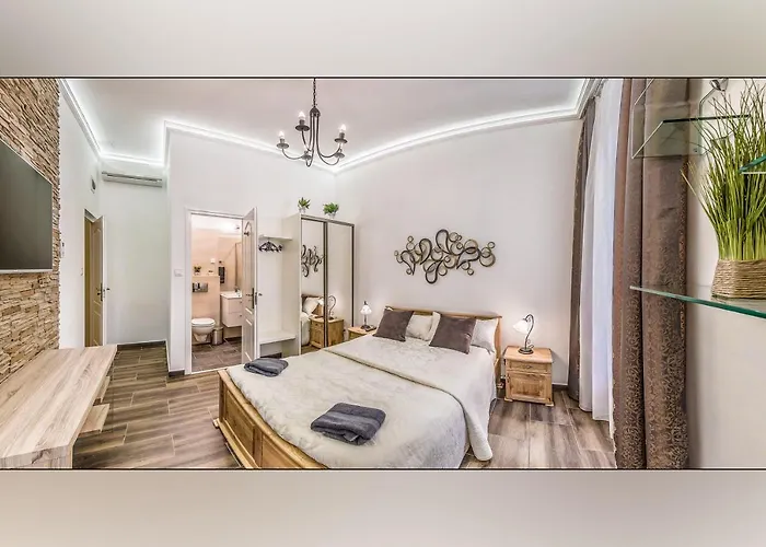 Hotel Platanus *